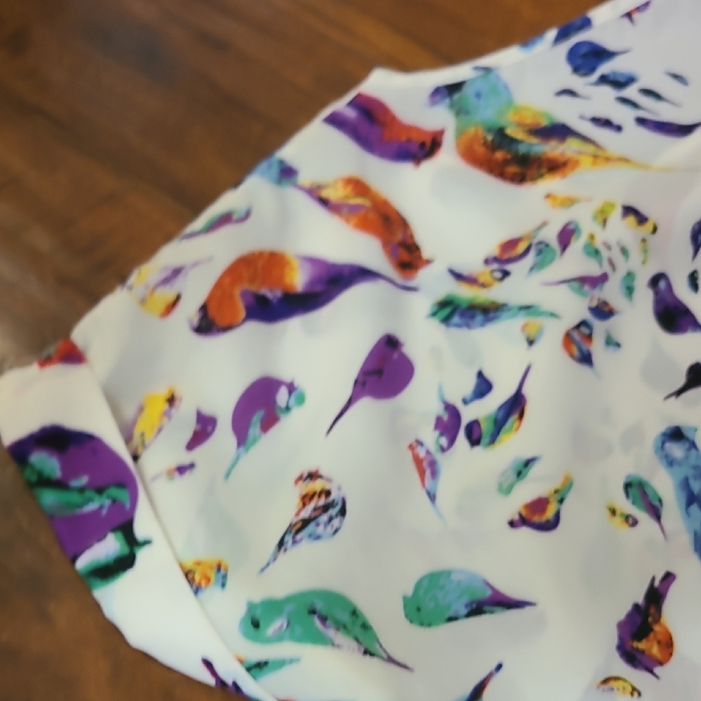 Colorful Bird Print Blouse - Picture 6 of 7